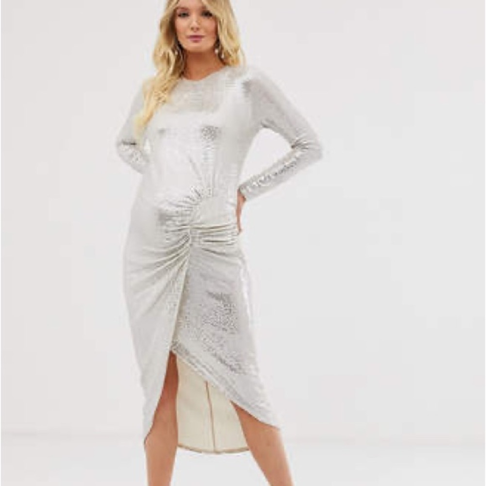 Queen Bee Maternity Silver Sequin Ruched Midi Dress